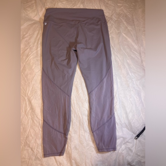 Work out set, fabletics top and bottoms - Picture 5 of 5